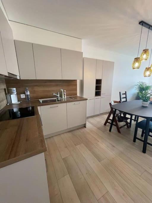 Perfect Lake View New Apartment Veytaux Exterior foto